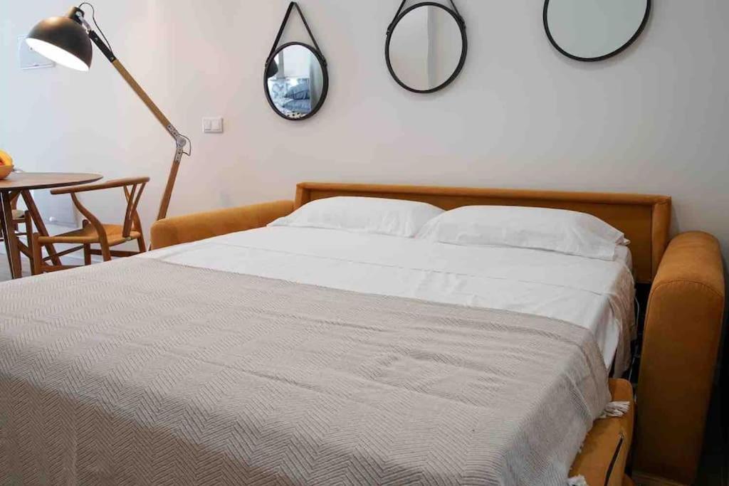 Studio Chic Avec Terrasse, Lumineux Et Calme 1 Valencia Exterior foto